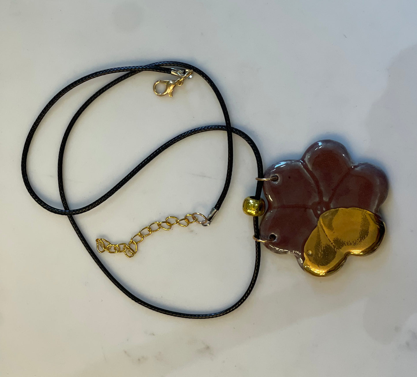 Gold-dipped Pendant Flower Necklace
