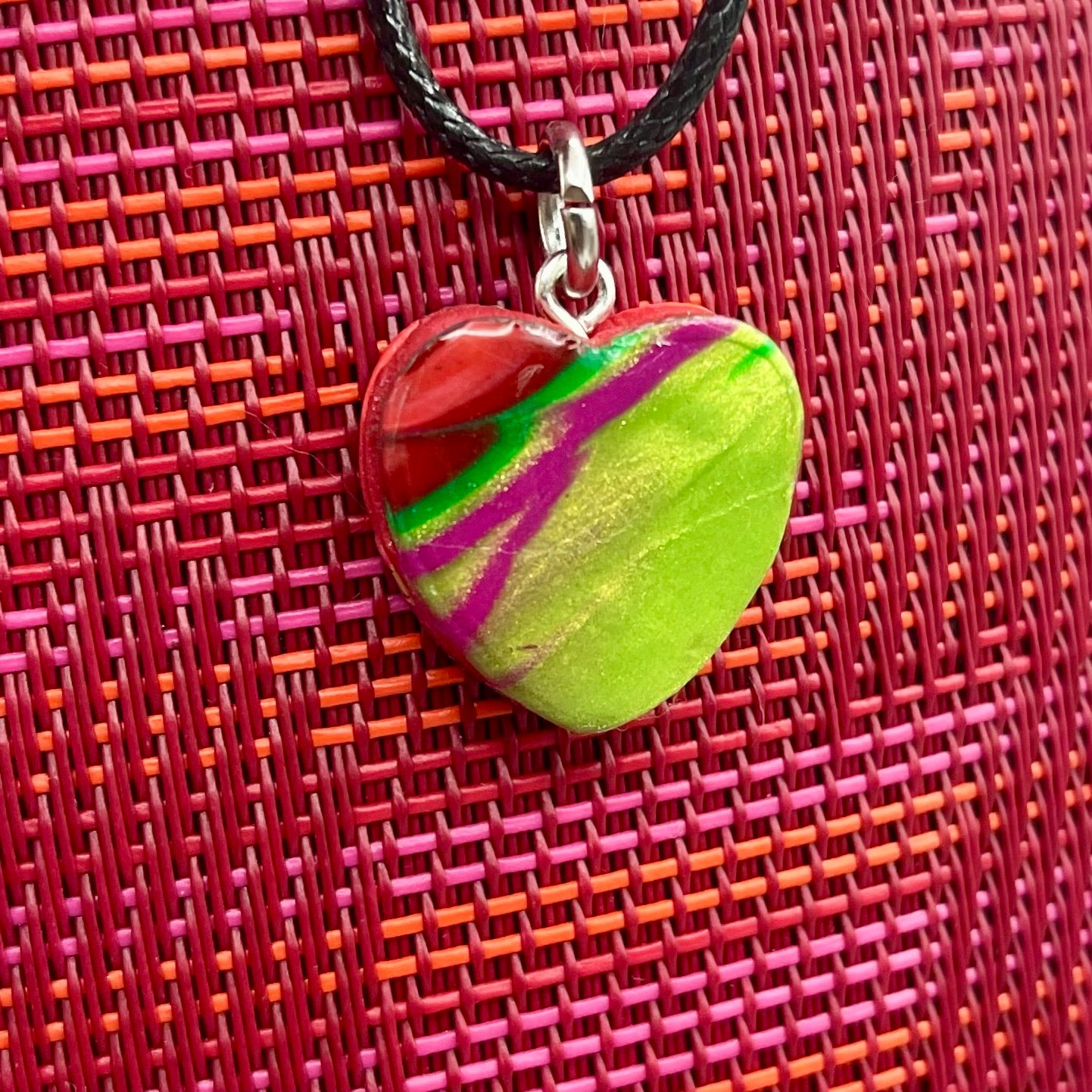 Heart-shaped Pendant Necklace